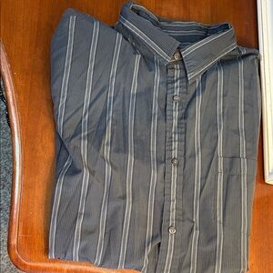 Sonoma Gray Men’s Striped Shirt XL
